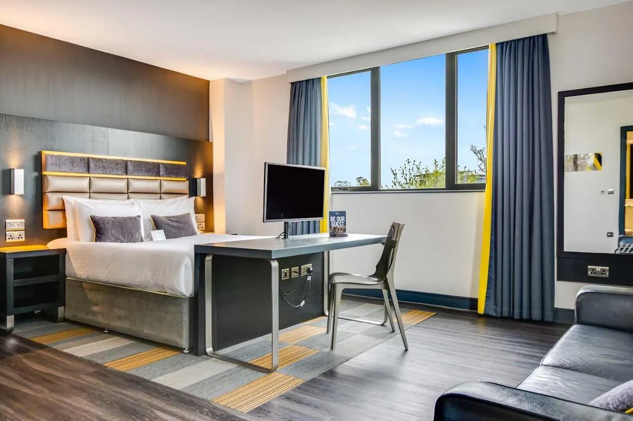 Roomzzz Aparthotel Chester City Egyesült Királyság